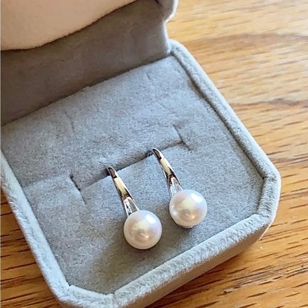AAA+ Quality 5mm Freshwater Cultured Pearl 925 Sterling Silver Dangle Earrings - Picture 3 of 10